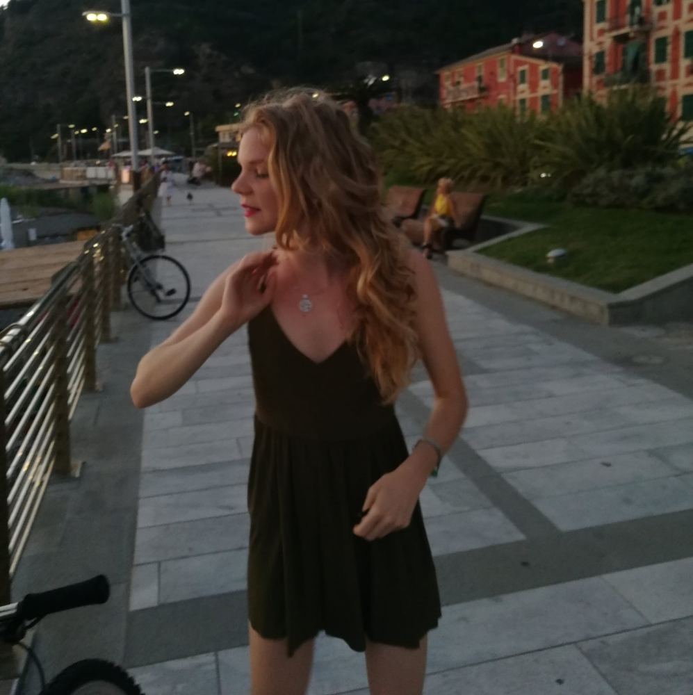 Meet your Posher, Agnese